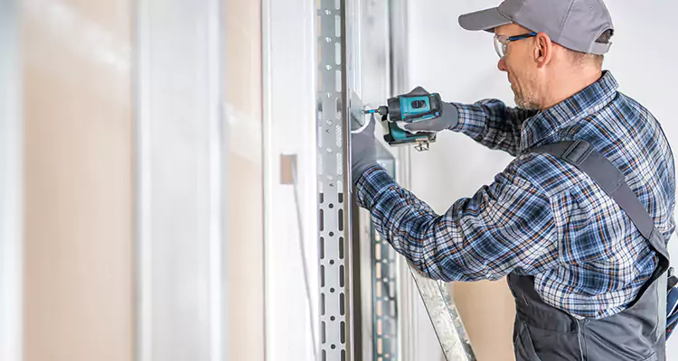 Sliding Door Latch Hardware Repair in DeBary, FL